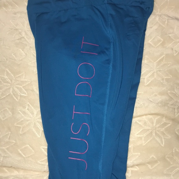 LAST CHANCE- DONATING EVERYTHING FRIDAY MORNING - Picture 2 of 4